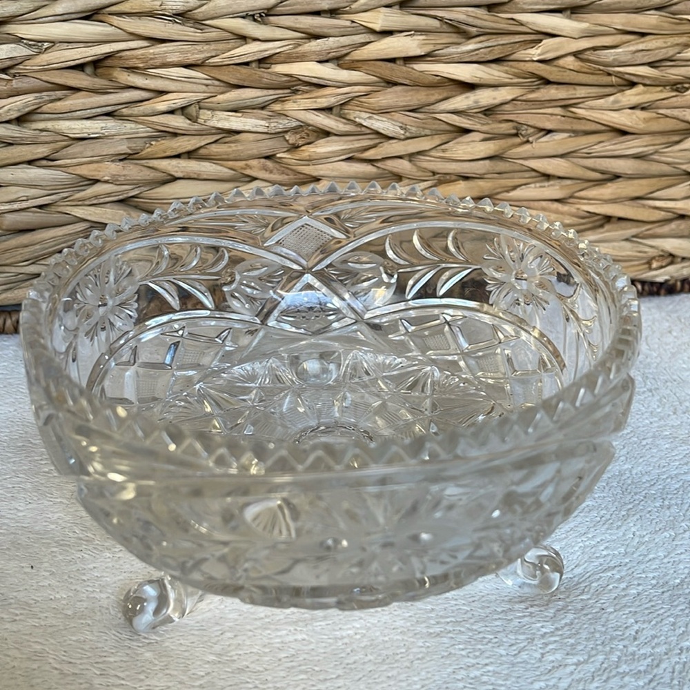 6” Cut Crystal 3 Footed Bowl Saw Tooth Top